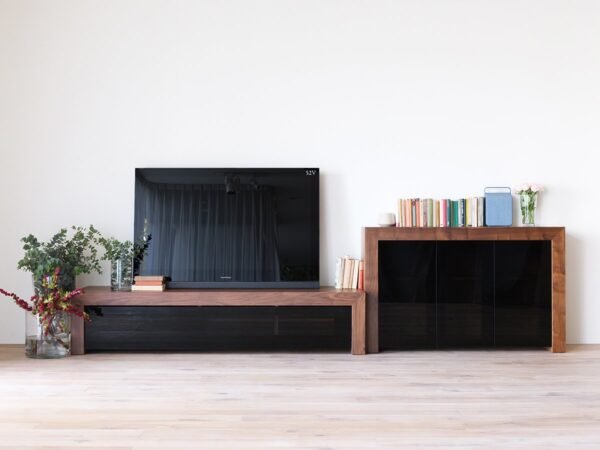 Leal - TV Board - Image 5