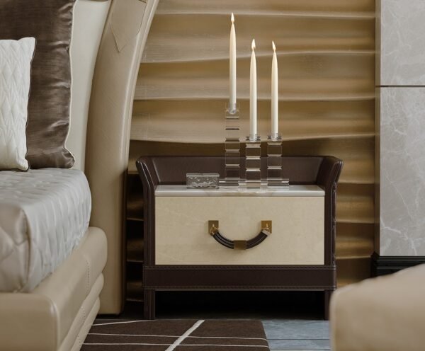 Numero Tre bedside table - Image 3