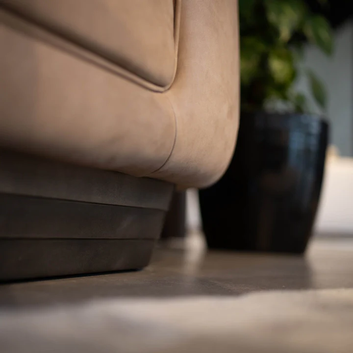 Aurea Sofa - Image 4